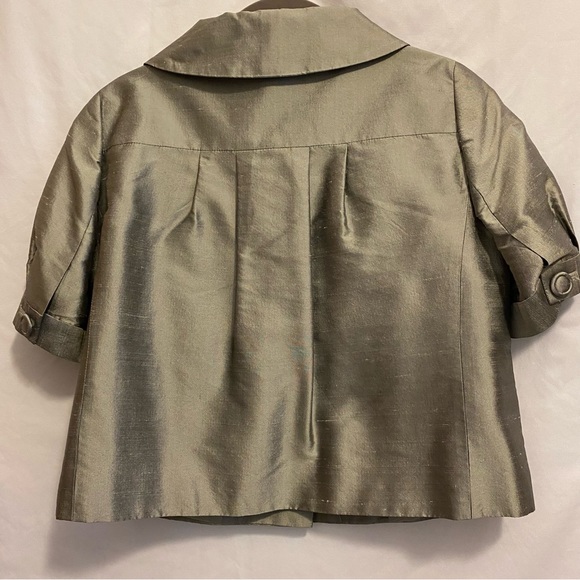 Ann Taylor LOFT Silver short sleeve cropped Jacket Sz 2 - Picture 4 of 8